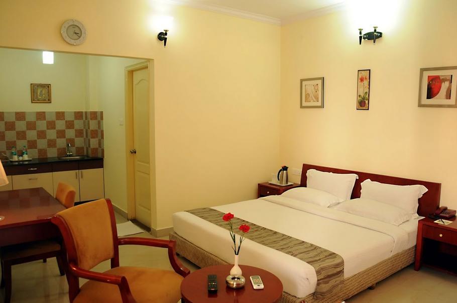 Ivory Inn Bangalore Ruang foto