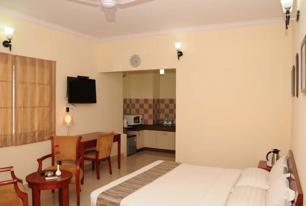 Ivory Inn Bangalore Bagian luar foto