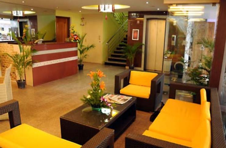 Ivory Inn Bangalore Bagian luar foto